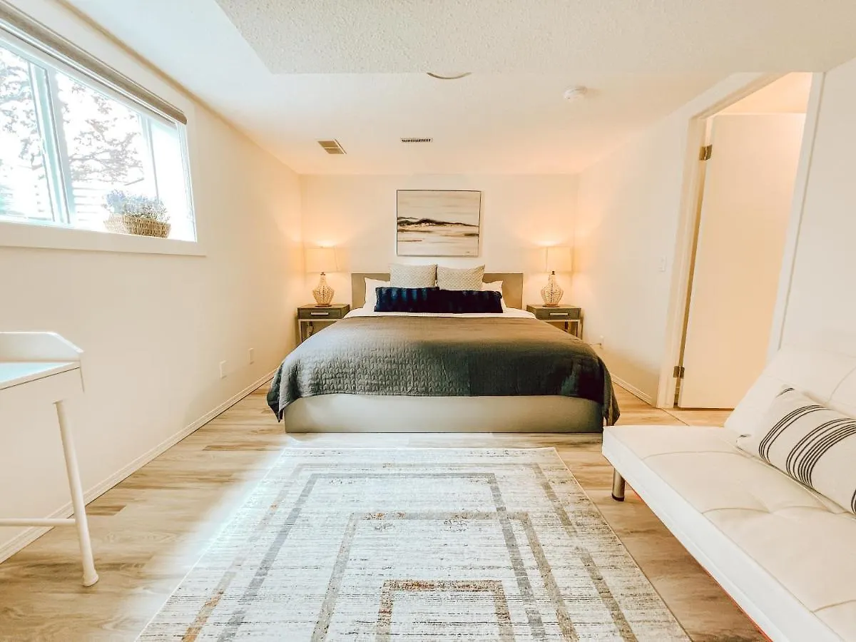 Olive Tree Guest Suite Calgary Canada